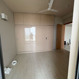 Room in 3 BHK Apartment at M3M Heights, Sector 65 – for Rent