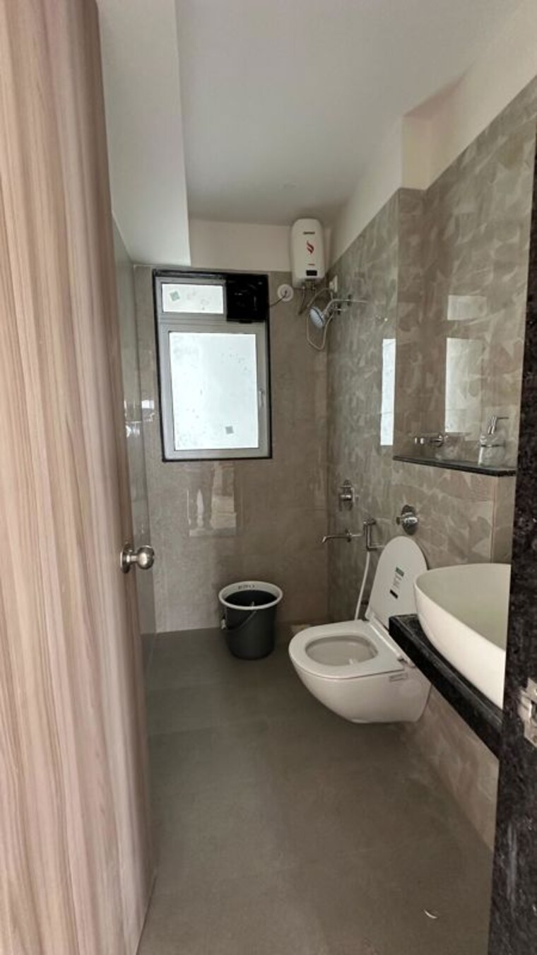 Bathroom, ashar-axis 2 Bedroom 750 Sq.Ft. Apartment In Majiwada Thane 10712429