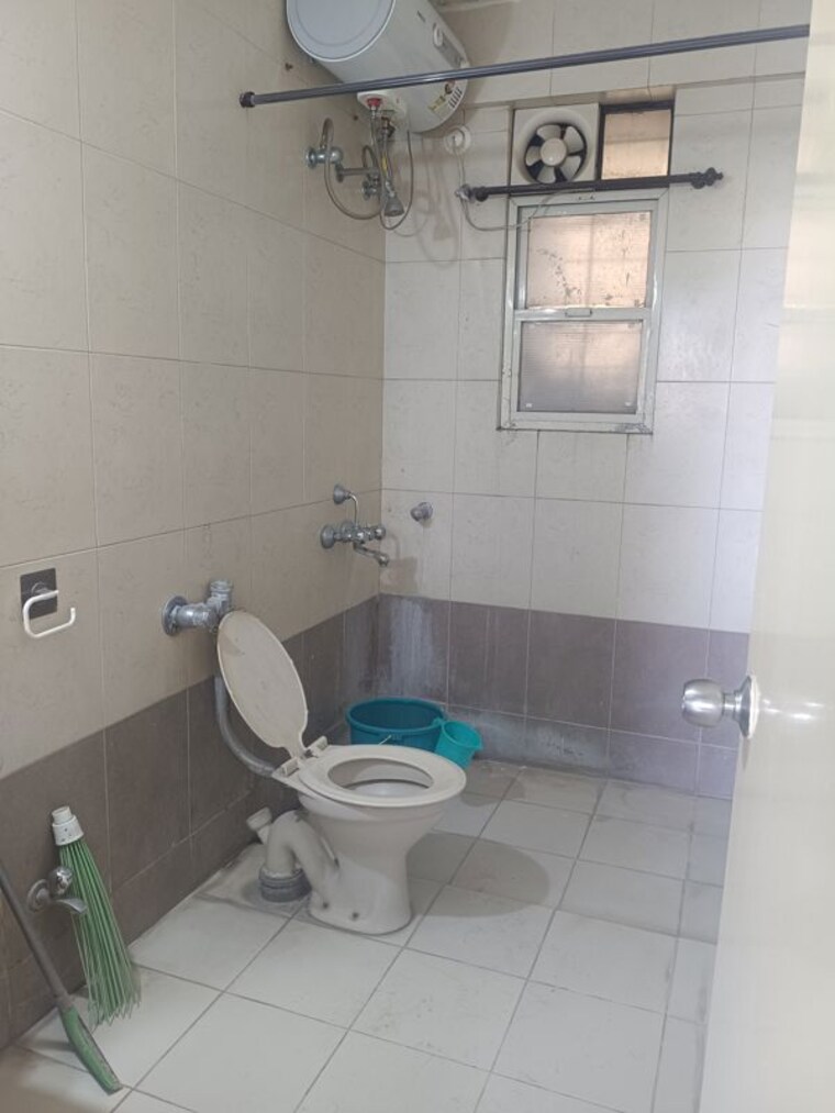 Bathroom, ganga-satellite 3 Bedroom 1600 Sq.Ft. Apartment In Wanwadi Pune 10712425