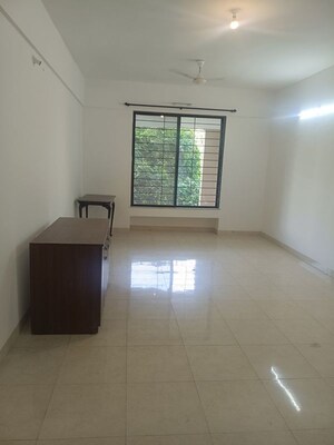 Room in 3 BHK Apartment at Ganga Satellite, Wanwadi – for Rent