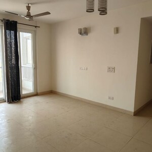 Room in 3 BHK Apartment at Orchid Petals, Sector 49 – for Rent