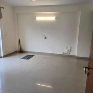 Room in 3 BHK Apartment at Vatika City, Sector 49 – for Rent