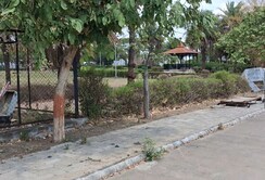 Plot For Sale in DLF Gardencity