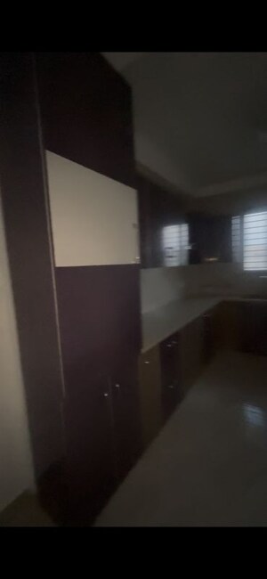 Room in 3 BHK Builder Floor at BPTP Parkland Pride Phase 2, Sector 77 – for Rent