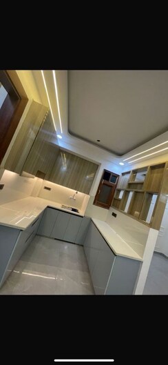 2 BHK +Builder Floor For Sale in Sector 81