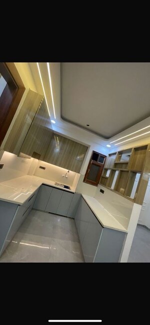 2 BHK Builder Floor For Sale in Sector 81