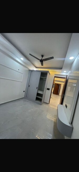 Kitchen in 2 BHK Builder Floor at Sector 81 – for Sale
