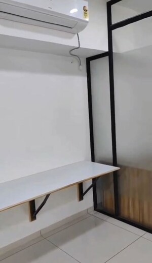 Room in  Office Space at Gota – for Rent