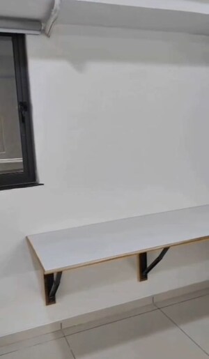 Room in  Office Space at Gota – for Rent
