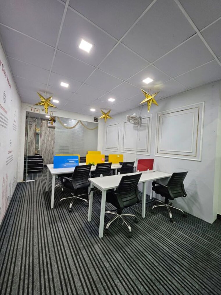 Team Area, sector 63 Commercial Office Space 650 Sq.Ft. In Sector 63 Noida 10712573