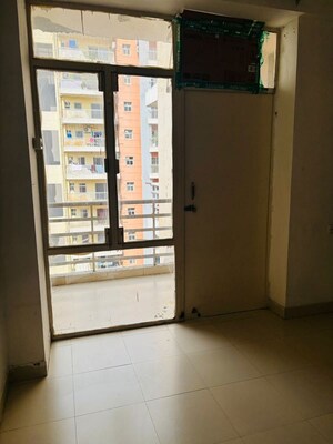 2 BHK Apartment For Sale in Breez Global Heights, Sohna Sector 33