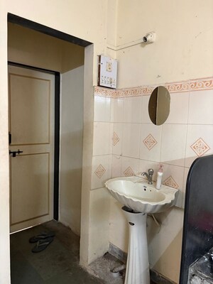 Bathroom in 1 BHK Villa at Karve Nagar – for Rent