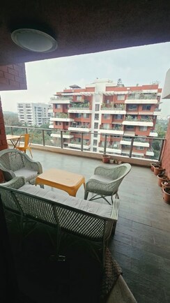 4 BHK +Apartment For Rent in Oxford Hallmark