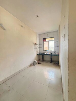 Room in 1 BHK Apartment at Gauri Shankar CHS, Dombivli West – for Rent