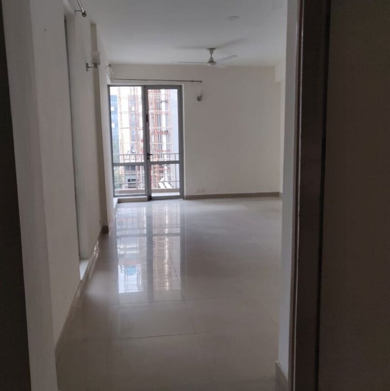 undefined, pioneer-park-phase-1 3 Bedroom 1750 Sq.Ft. Apartment In Sector 61 Gurgaon 10712624