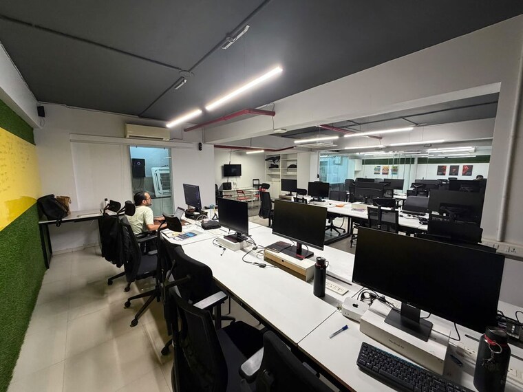 Team Area, science city Commercial Office Space 2250 Sq.Ft. In Science City Ahmedabad 10712555