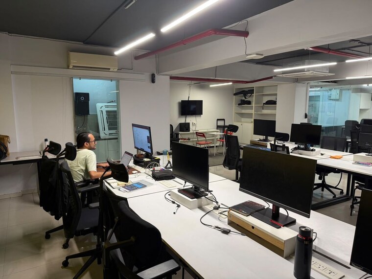 Team Area, science city Commercial Office Space 2250 Sq.Ft. In Science City Ahmedabad 10712555
