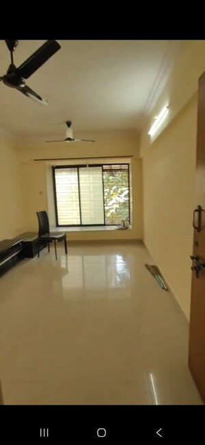 Room in 2 BHK Apartment at Kaveri CHS Goregaon, Goregaon West – for Rent