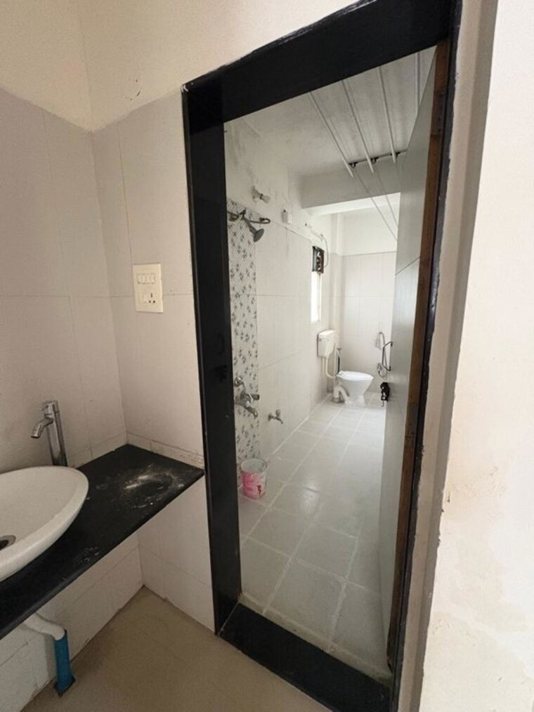 Bathroom, karve nagar 2 Bedroom 600 Sq.Ft. Villa In Karve Nagar Pune 10712633