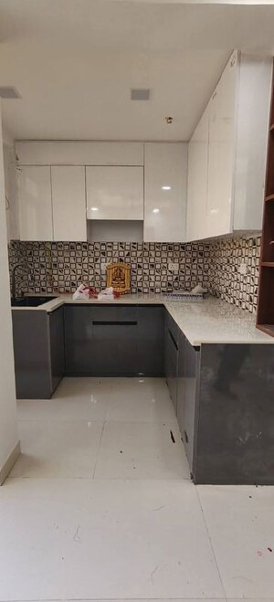 Kitchen in 4 BHK Apartment at Amrapali Verona Heights, Tech Zone 4 Greater Noida – for Rent