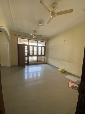 3 BHK Apartment For Rent in Palmwood Estate, Sector 21d