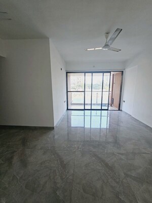 Room in 2 BHK Apartment at Sancheti Belcastel, Mundhwa – for Sale