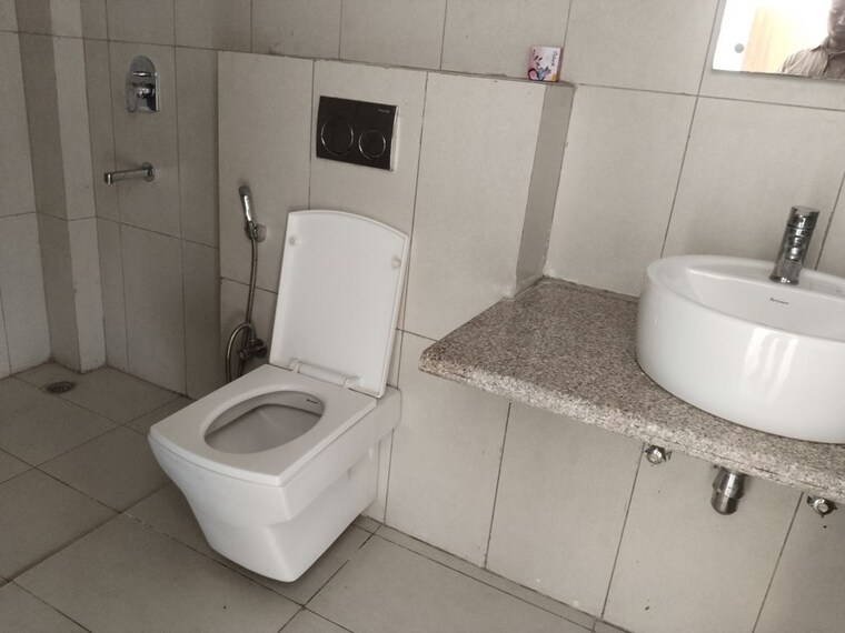 Bathroom, ss-linden 4 Bedroom 2741 Sq.Ft. Apartment In Sector 84 Gurgaon 10712652