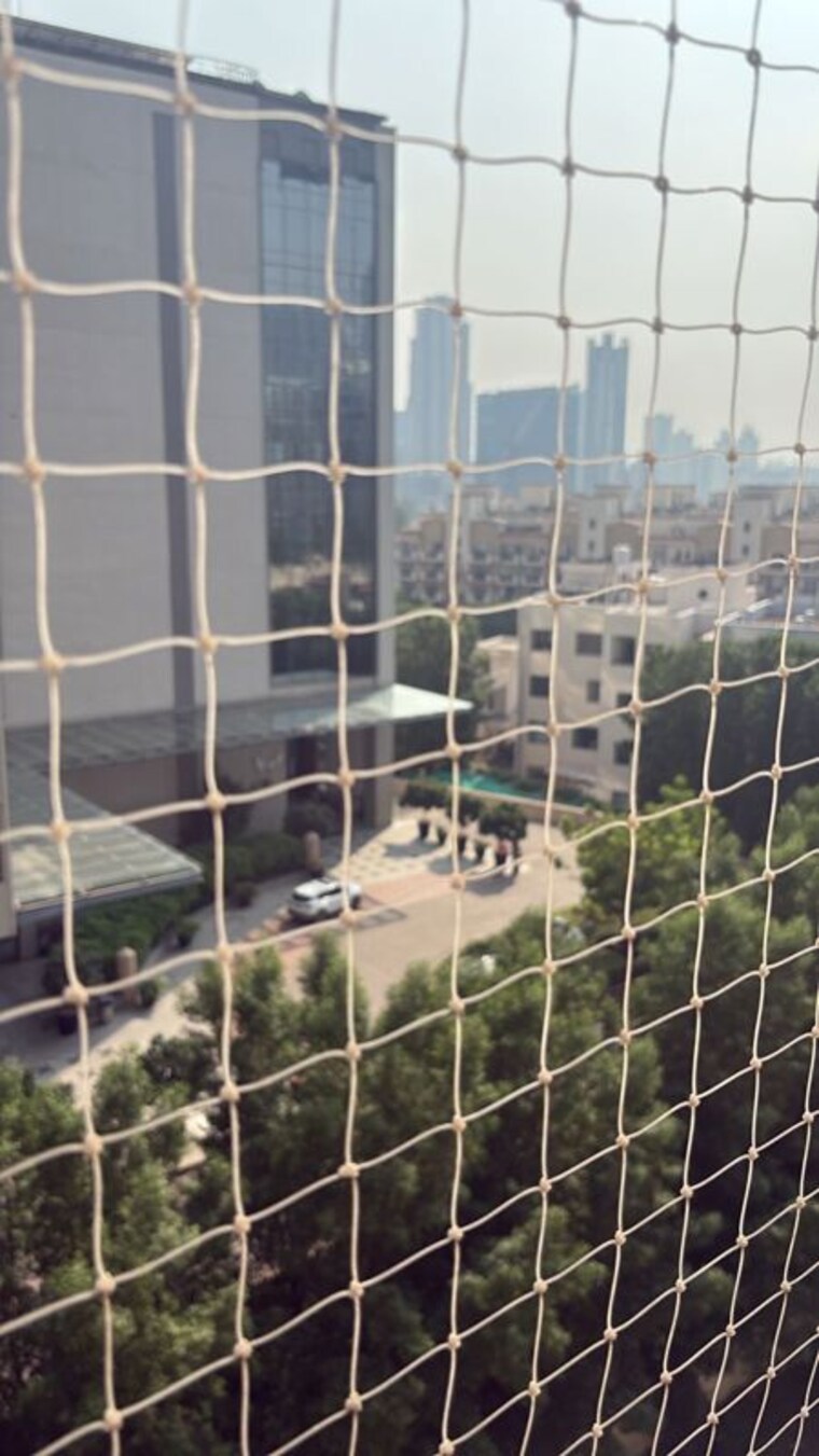 Balcony, emaar-emerald-estate 2.5 Bedroom 1020 Sq.Ft. Apartment In Sector 65 Gurgaon 10712672