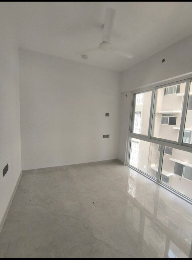 Room, crystal-hitendra-dhamm-shabha-chs 2 Bedroom 648 Sq.Ft. Apartment In Goregaon West Mumbai 10712699