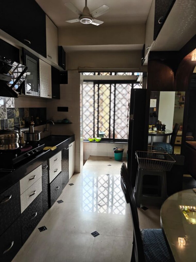 Team Area, swapnalok-towers 3.5 Bedroom 1250 Sq.Ft. Apartment In Malad East Mumbai 10712695