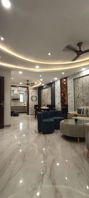 Living Room in 3 BHK Builder Floor at BPTP District 3, Sector 85 – for Sale
