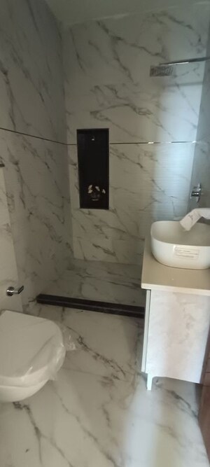 Bathroom in 3 BHK Builder Floor at BPTP District 3, Sector 85 – for Sale
