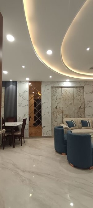 Team Area in 3 BHK Builder Floor at BPTP District 3, Sector 85 – for Sale
