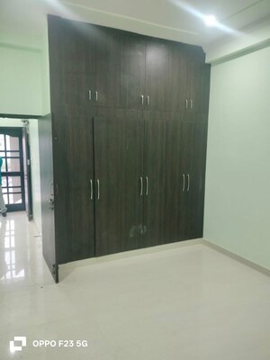 2 BHK Builder Floor For Rent in Chinhat