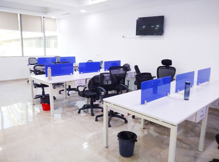 Team Area, spaze-itech-park Commercial Office Space 2000 Sq.Ft. In Sector 49 Gurgaon 10712757
