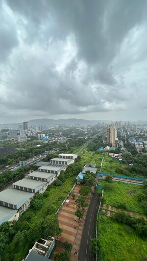 Plot Area in 3 BHK Apartment at Big Splash, Vashi Sector 17 – for Rent