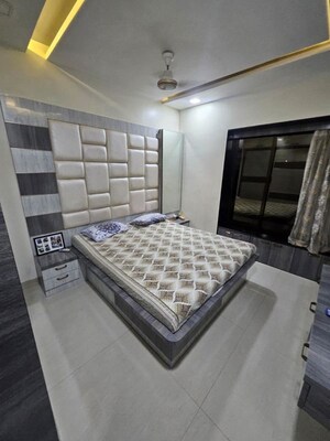 Bedroom in 4 BHK Apartment at Thakur Jewel Tower, Kandivali East – for Rent