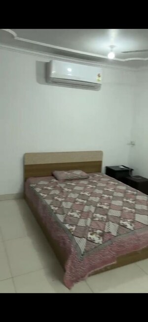 Bedroom in 2 BHK Builder Floor at Green Park – for Sale