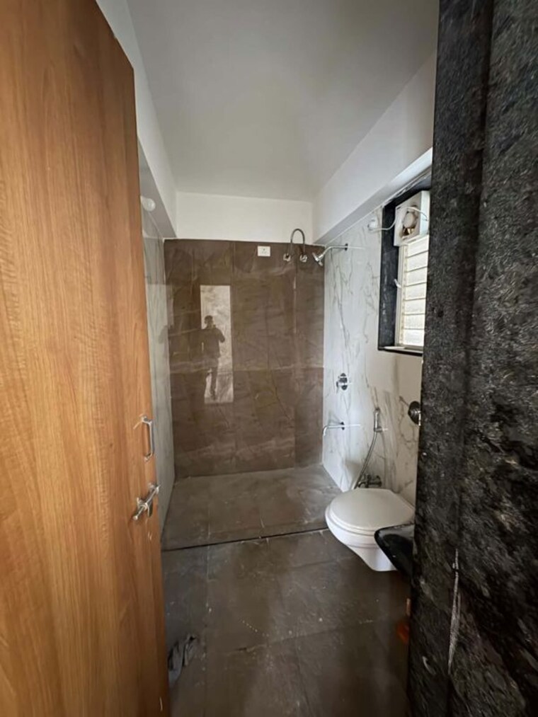 Bathroom, icon-westwood-estates 2 Bedroom 914 Sq.Ft. Apartment In Wakad Pune 10712808