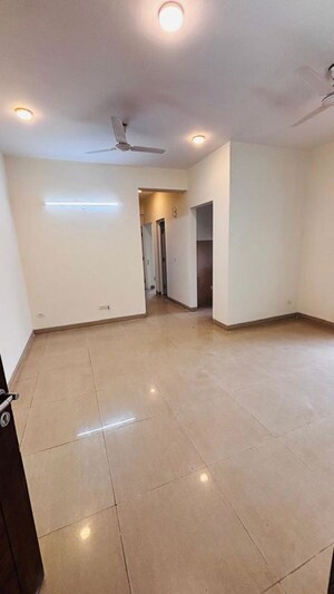 Room in 3 BHK Apartment at Emaar Emerald Estate, Sector 65 – for Rent