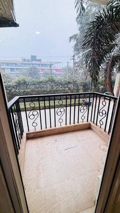 3 BHK +Apartment For Rent in Emaar Emerald Estate