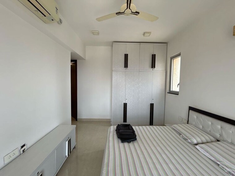 Room, lodha-venezia 2 Bedroom 850 Sq.Ft. Apartment In Parel Mumbai 10712816