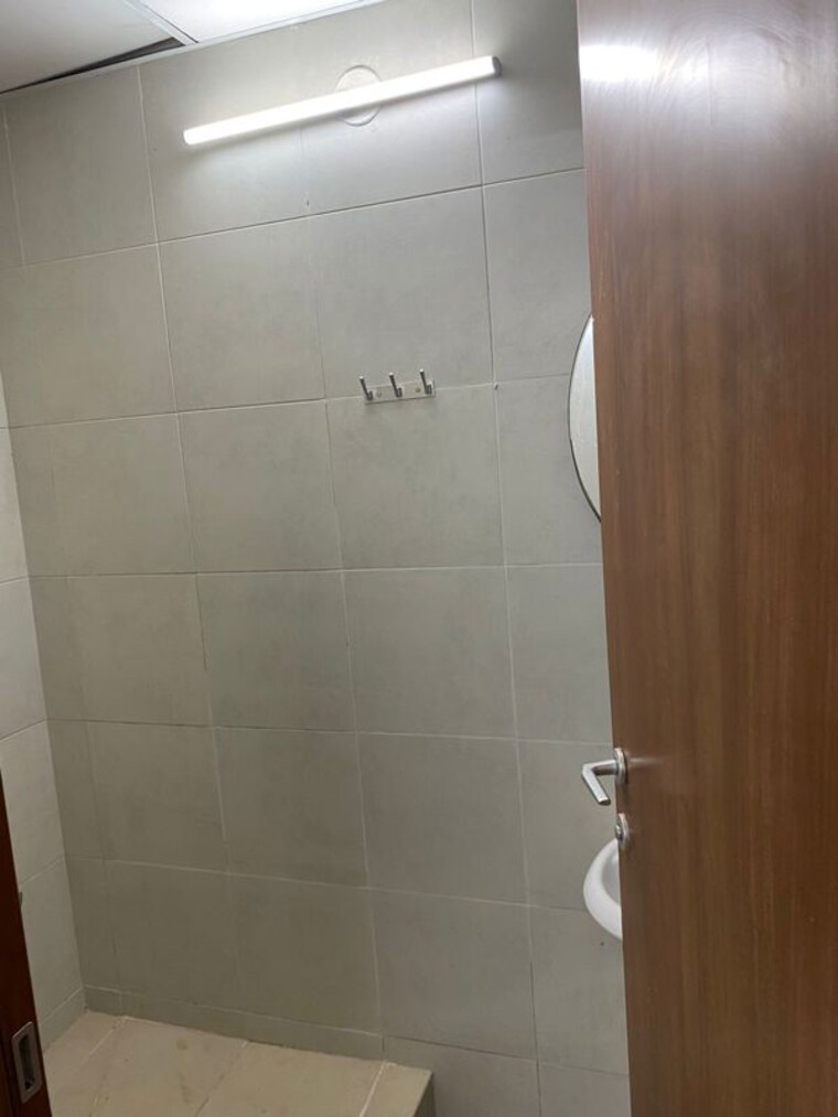 Bathroom, bhartiya-nikoo-homes 3 Bedroom 1917 Sq.Ft. Apartment In Thanisandra Main Road Bangalore 10712819