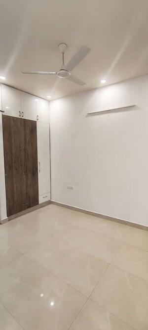Room in 3 BHK Builder Floor at Sahastradhara – for Sale