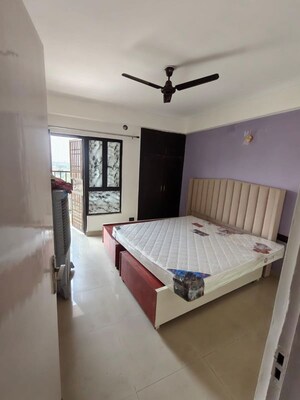 2 BHK Apartment For Rent in SCC Sapphire, Raj Nagar Extension