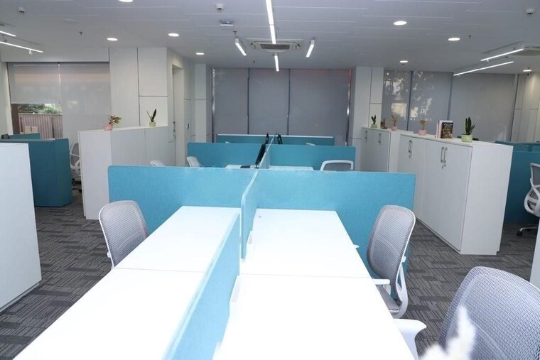 Team Area, mg road Commercial Office Space 1100 Sq.Ft. In Mg Road Indore 10712834
