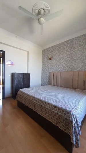 Bedroom in 3 BHK Apartment at Auram Floor, South City 2 – for Rent