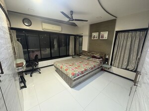Bedroom in 2 BHK Apartment at Byculla – for Sale