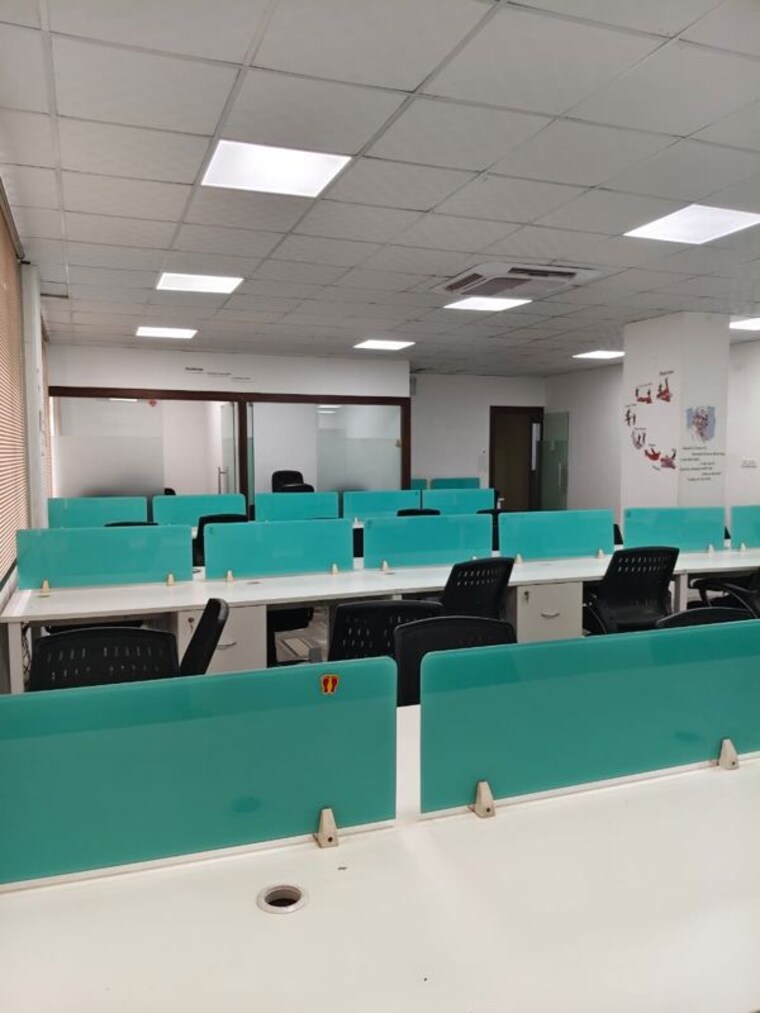 Team Area, sector 63 Commercial Office Space 2100 Sq.Ft. In Sector 63 Noida 10712857