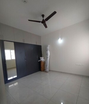 Room in 3 BHK Apartment at Prestige Lakeside Habitat, Varthur – for Rent